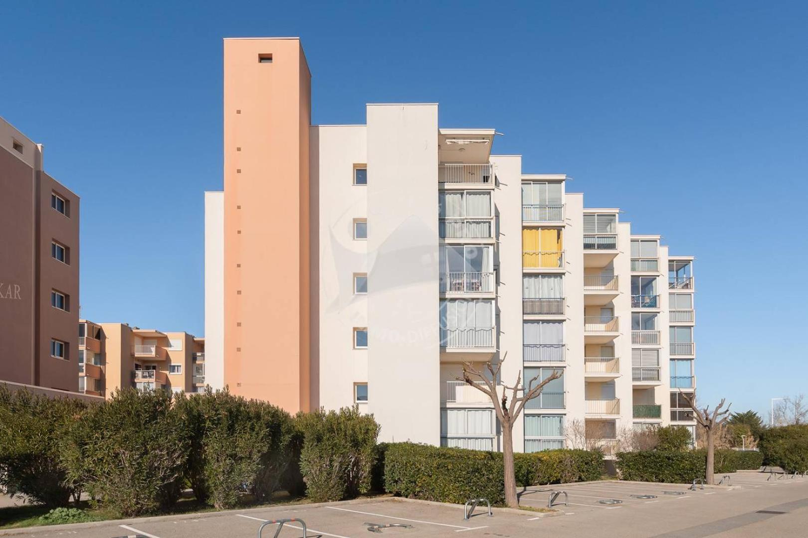 AS21116 - P2 centre ville dans une résidence à 200m de la plage Le Grau-du-Roi Esterno foto